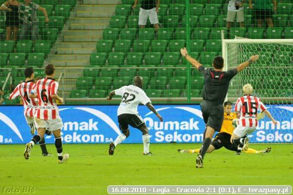 2010-08-15-legia-cracovia_b_691_600
