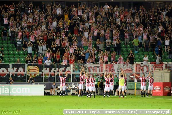 2010-08-15-legia-cracovia_b_819_600