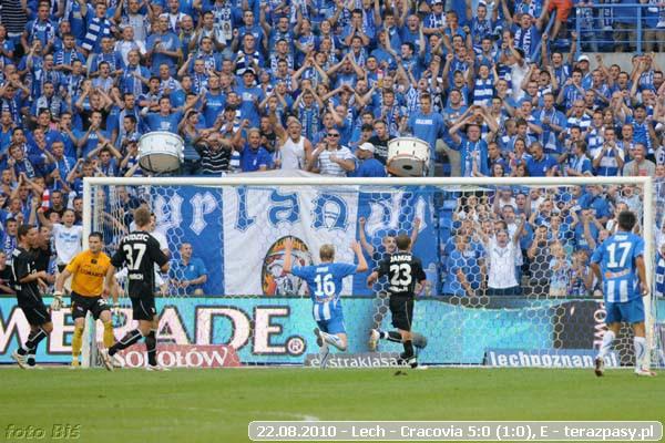 2010-08-22-lech-cracovia_b_193_600