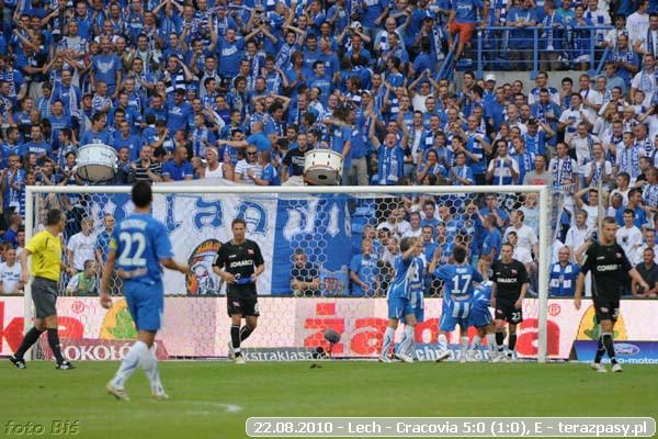 2010-08-22-lech-cracovia_b_199_600