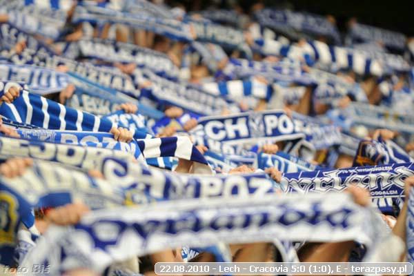 2010-08-22-lech-cracovia_b_747_600