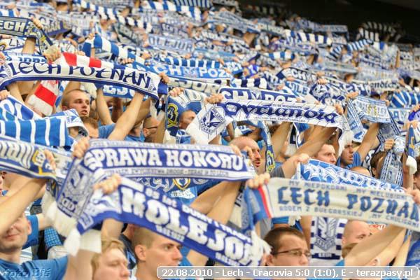 2010-08-22-lech-cracovia_b_750_600