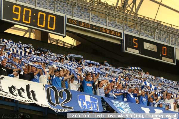 2010-08-22-lech-cracovia_b_757_600