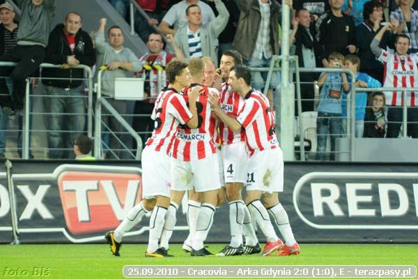 2010-09-25-cracovia-arka_b_087_600