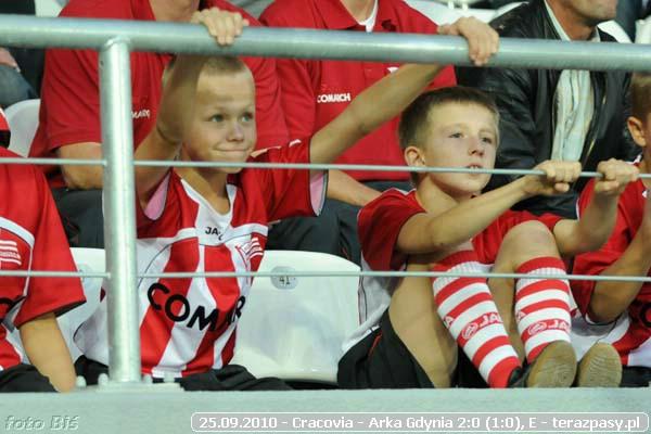 2010-09-25-cracovia-arka_b_129_600