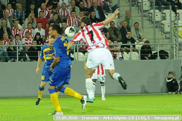 2010-09-25-cracovia-arka_b_331_600