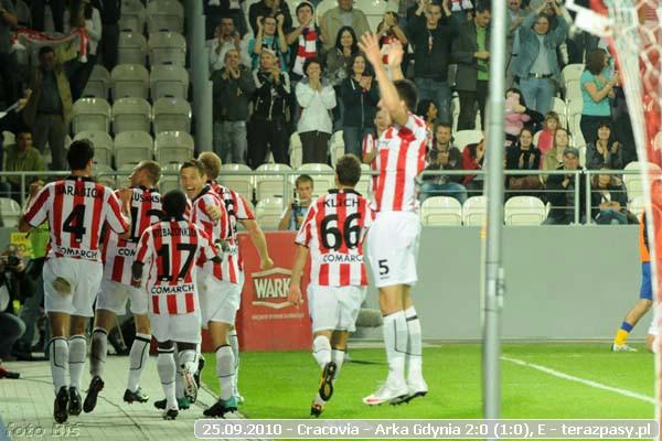 2010-09-25-cracovia-arka_b_364_600