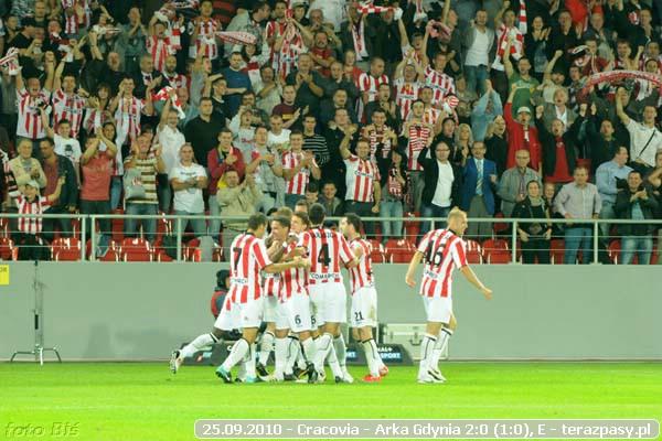 2010-09-25-cracovia-arka_b_372_600