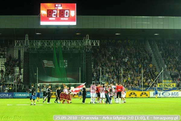 2010-09-25-cracovia-arka_b_527_600