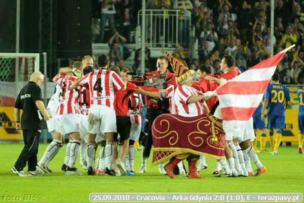2010-09-25-cracovia-arka_b_531_600