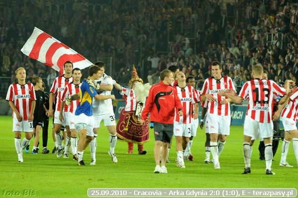 2010-09-25-cracovia-arka_b_544_600
