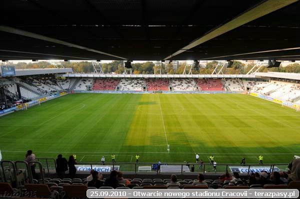 2010-09-25-cracovia_otwarcie_nowego_stadionu_b_050_600