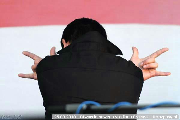 2010-09-25-cracovia_otwarcie_nowego_stadionu_b_141_600