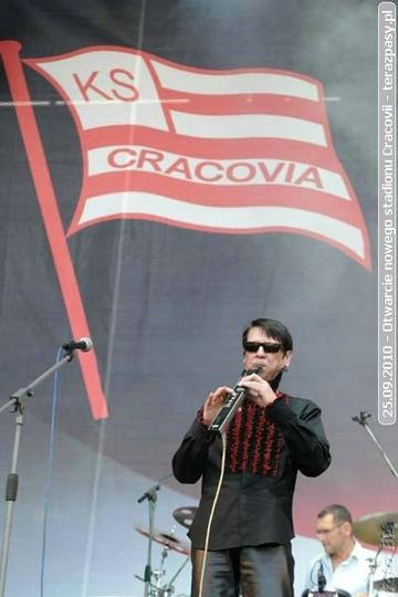 2010-09-25-cracovia_otwarcie_nowego_stadionu_b_144_600