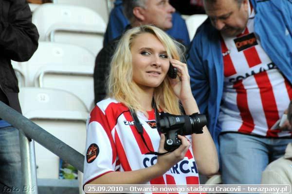 2010-09-25-cracovia_otwarcie_nowego_stadionu_b_220_600