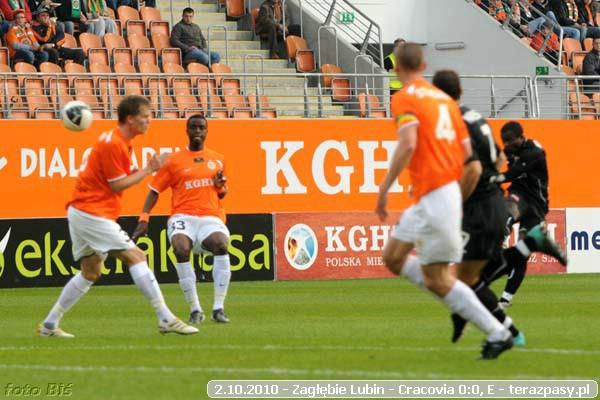 2010-10-02-zaglebie_lubin-cracovia_b_065_600