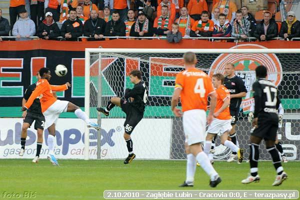 2010-10-02-zaglebie_lubin-cracovia_b_119_600