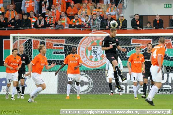 2010-10-02-zaglebie_lubin-cracovia_b_134_600