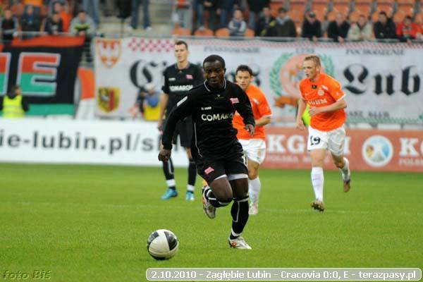 2010-10-02-zaglebie_lubin-cracovia_b_177_600