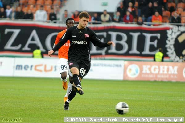 2010-10-02-zaglebie_lubin-cracovia_b_216_600