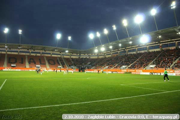 2010-10-02-zaglebie_lubin-cracovia_b_640_600
