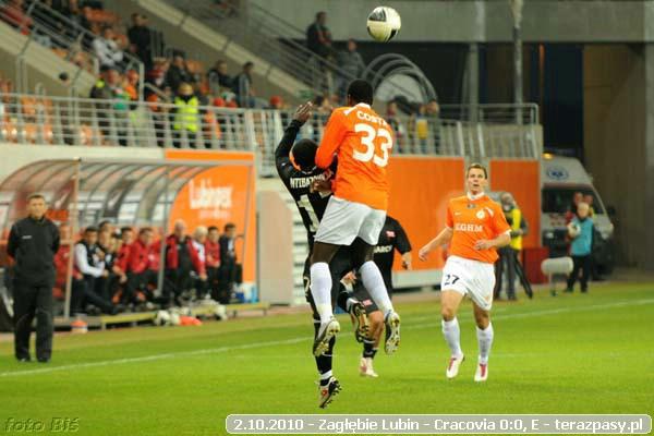 2010-10-02-zaglebie_lubin-cracovia_b_712_600