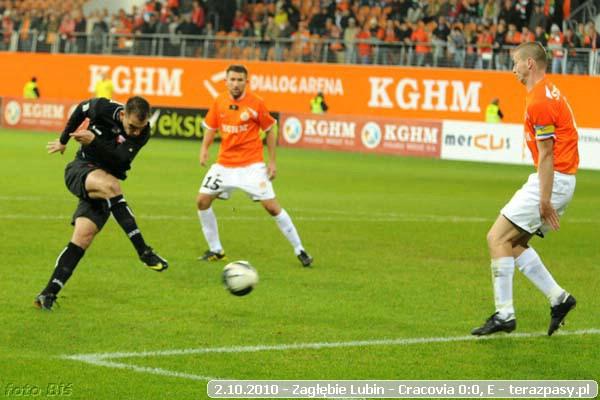 2010-10-02-zaglebie_lubin-cracovia_b_792_600