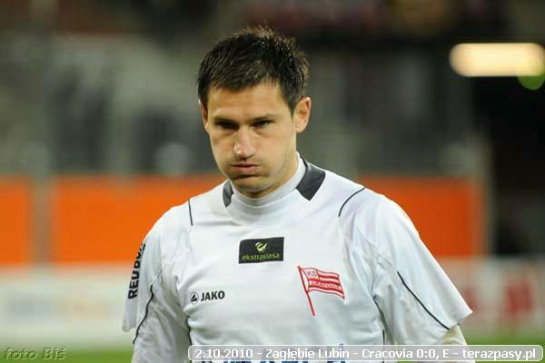2010-10-02-zaglebie_lubin-cracovia_b_865_600