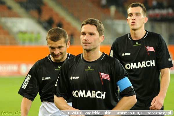 2010-10-02-zaglebie_lubin-cracovia_b_868_600