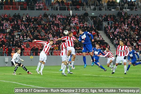 2010-10-17-cracovia-ruch-u-3450_600