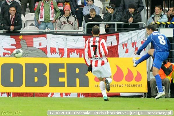 2010-10-17-cracovia-ruch_chorz_w_b_0084_600