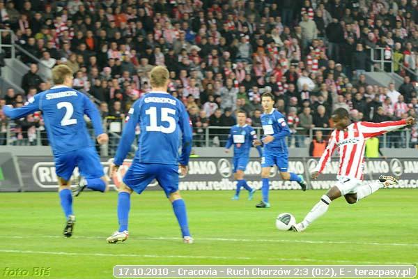 2010-10-17-cracovia-ruch_chorz_w_b_0300_600
