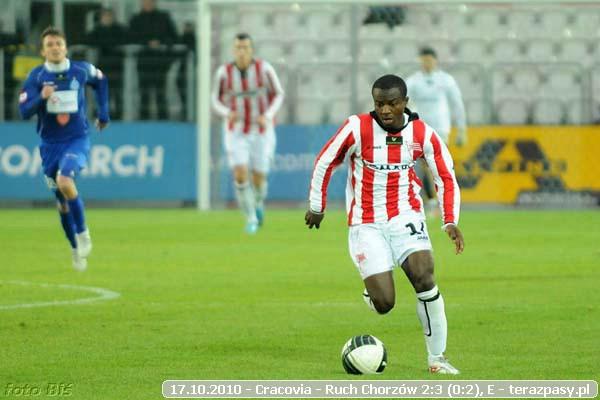 2010-10-17-cracovia-ruch_chorz_w_b_0944_600