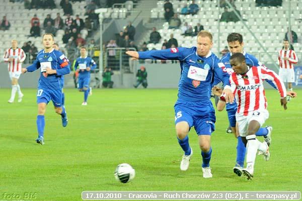 2010-10-17-cracovia-ruch_chorz_w_b_0949_600