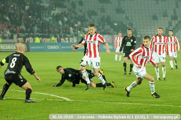 2010-10-30-cracovia-polonia_bytom_b_586_600