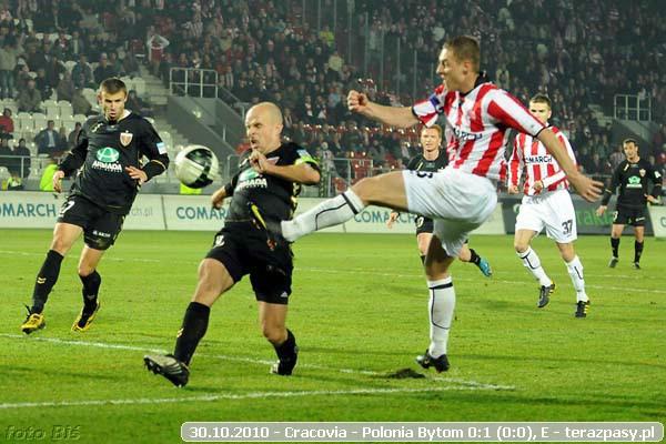 2010-10-30-cracovia-polonia_bytom_b_621_600