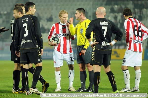 2010-10-30-cracovia-polonia_bytom_b_711_600