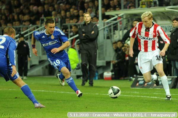 2010-11-05-cracovia-wisla_k_b_0167_600