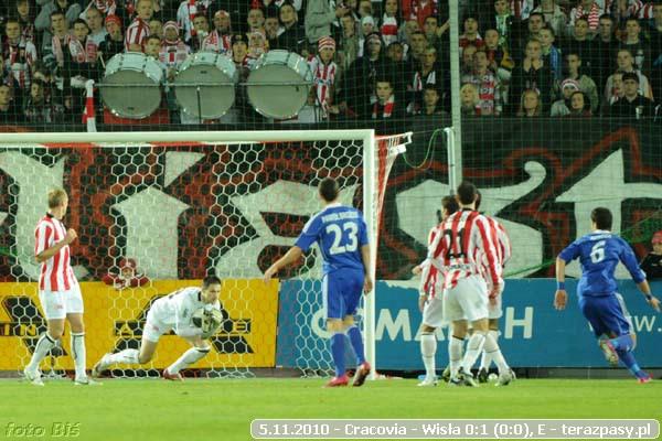 2010-11-05-cracovia-wisla_k_b_0200_600