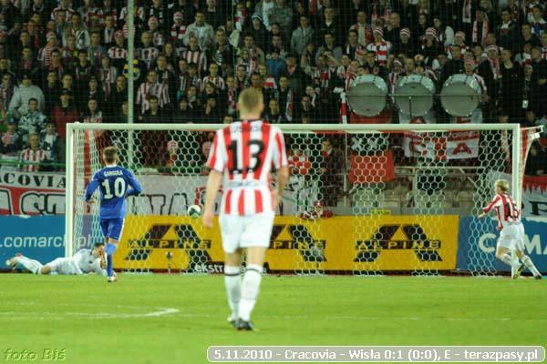 2010-11-05-cracovia-wisla_k_b_0569_600