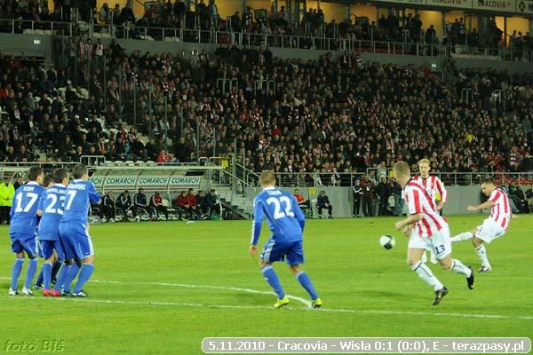 2010-11-05-cracovia-wisla_k_b_0696_600