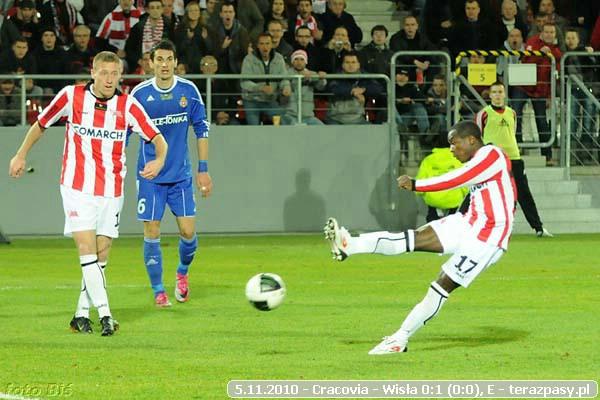 2010-11-05-cracovia-wisla_k_b_0720_600