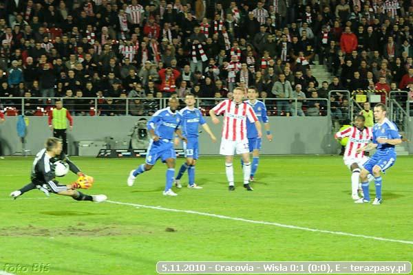 2010-11-05-cracovia-wisla_k_b_0723_600