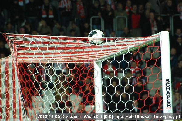 2010-11-05-oe-cracovia-wisla-u-5791_600