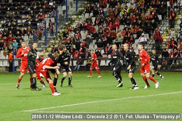 2010-11-12-oe-widzew-cracovia-u-6484_600