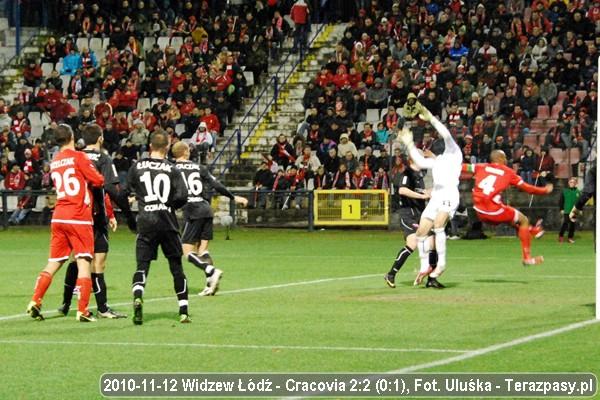 2010-11-12-oe-widzew-cracovia-u-6613_600