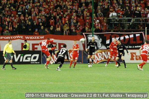 2010-11-12-oe-widzew-cracovia-u-6789_600