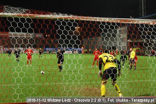 2010-11-12-oe-widzew-cracovia-u-7056_600