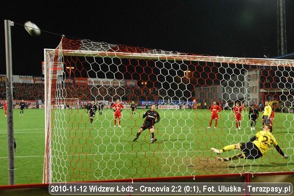 2010-11-12-oe-widzew-cracovia-u-7058_600