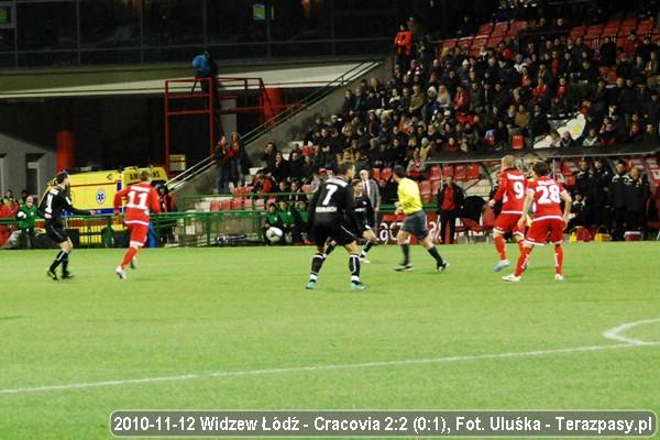 2010-11-12-oe-widzew-cracovia-u-7112_600
